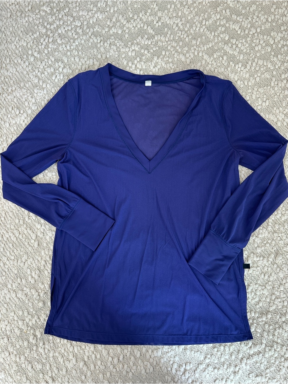 Lululemon Get Low Long Sleeve Top Emperor Blue Size 6 V-Neck Mesh